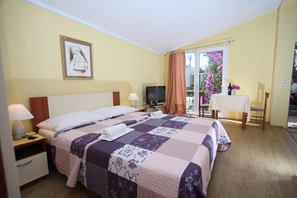 Apartments Kovacic Makarska Camera foto
