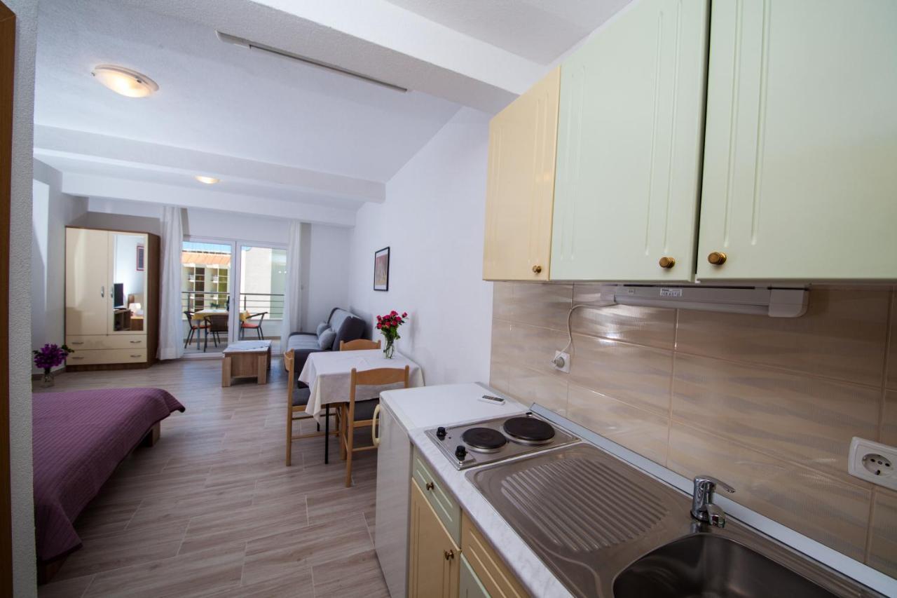Apartments Kovacic Makarska Esterno foto