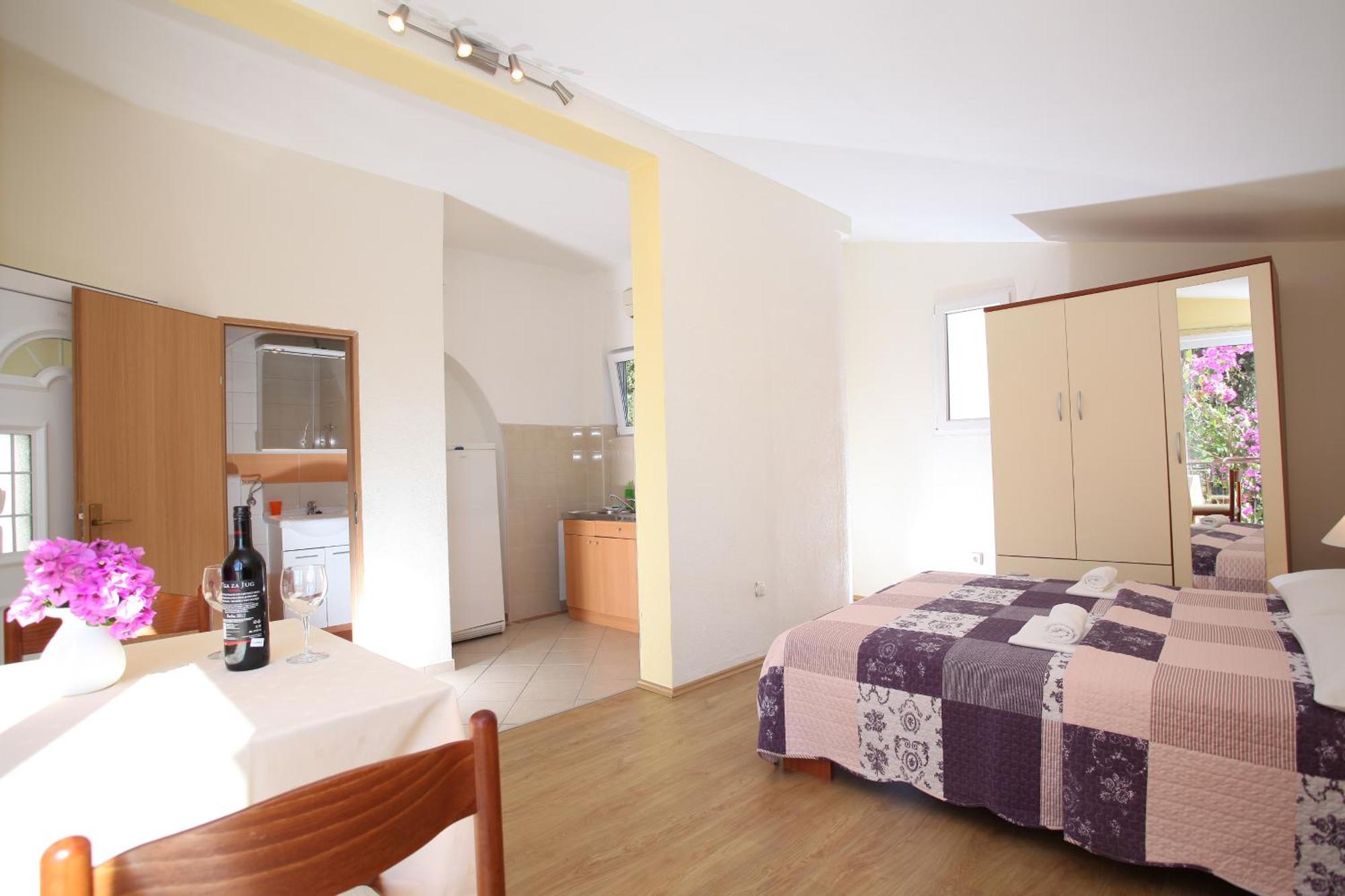 Apartments Kovacic Makarska Camera foto