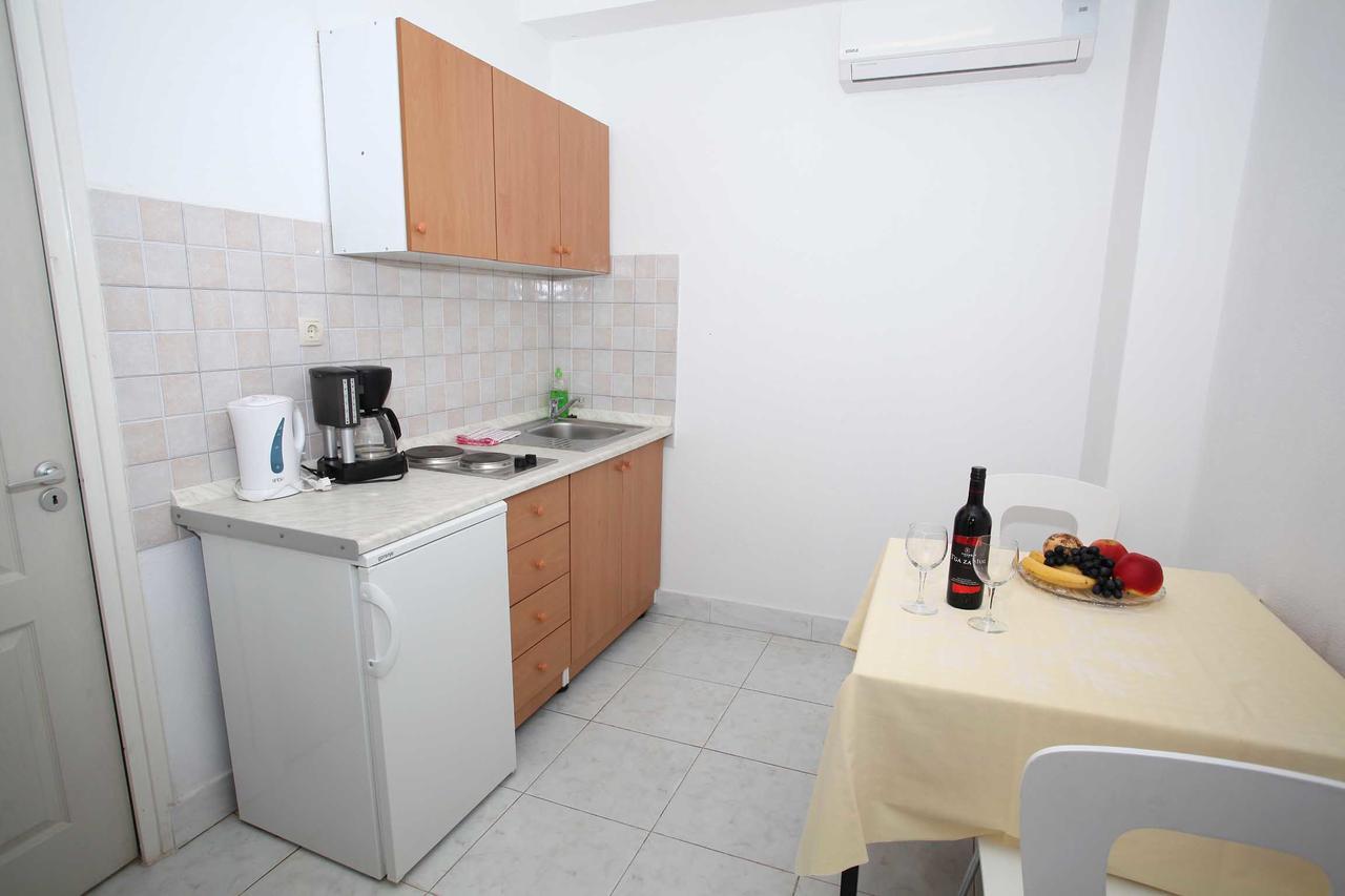 Apartments Kovacic Makarska Esterno foto